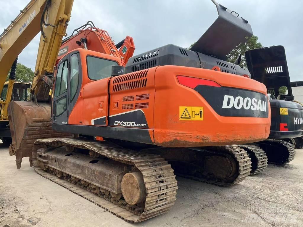 Doosan DX300LC-9C Excavatoare pe șenile
