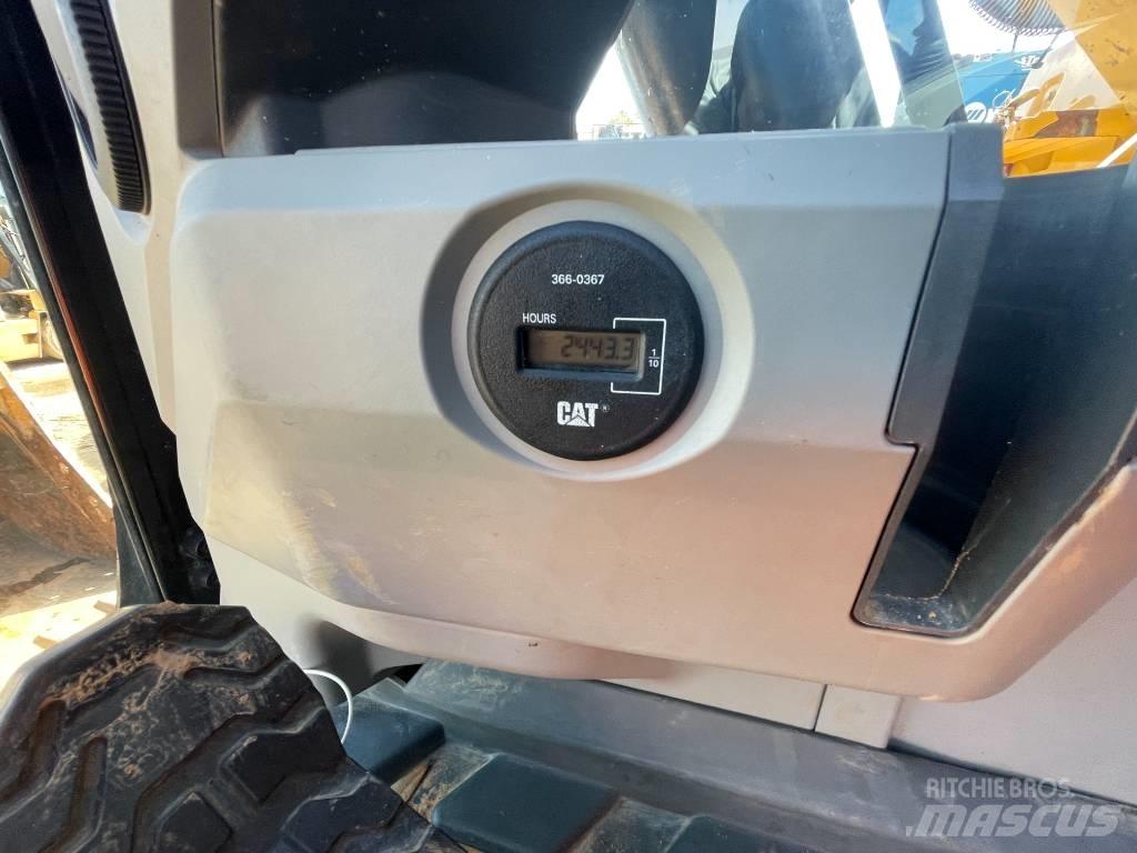 CAT 320fl Excavatoare pe șenile
