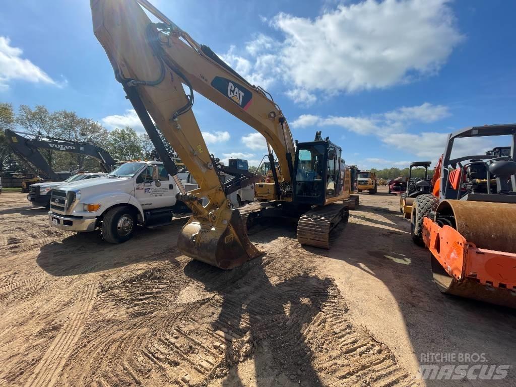 CAT 320fl Excavatoare pe șenile
