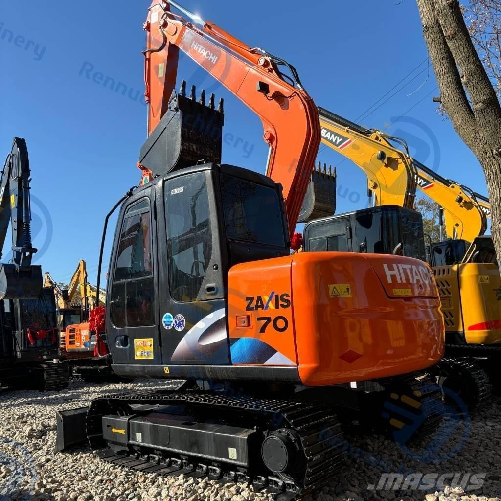 Hitachi ZX70 Mini excavatoare < 7t