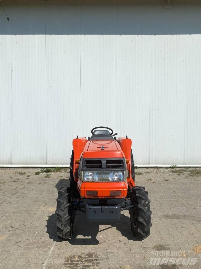 Kubota GL200 Tractoare compacte
