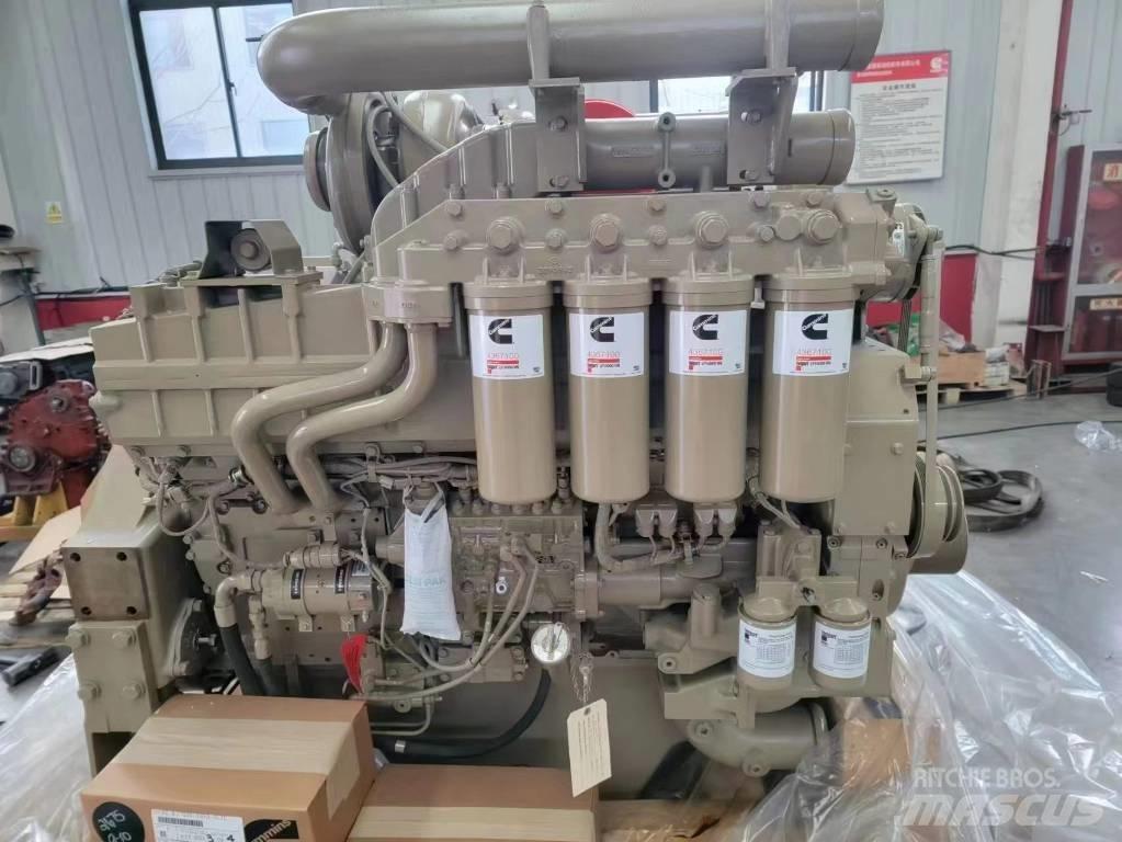 Cummins QST30 Motoare