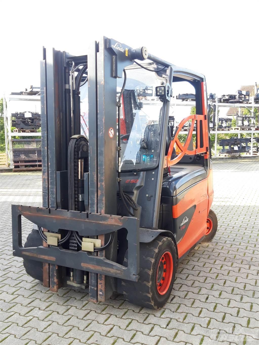 Linde E50HL Stivuitor electric