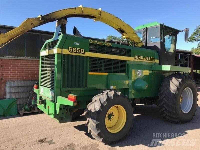 John Deere 6650 Culegatoare de nutret