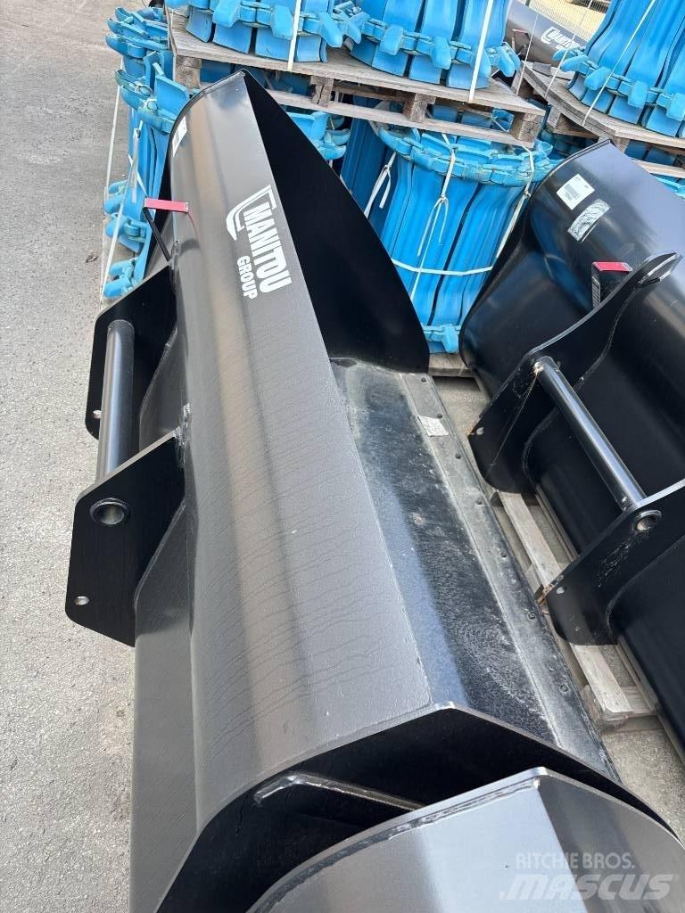 Manitou CBA 3000 Alte masini si accesorii pentru încarcat si sapaturi