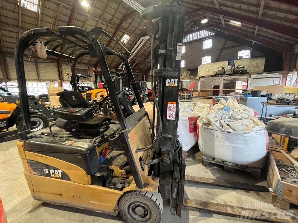 CAT EP 16 Stivuitor electric