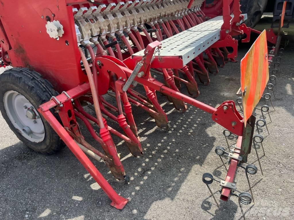 Accord M DRILL PRO Masini cu insamantare precisa