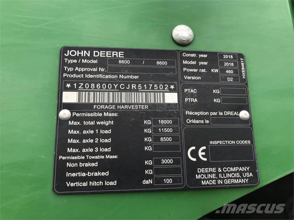 John Deere 8600 Forajere cu autopropulsare