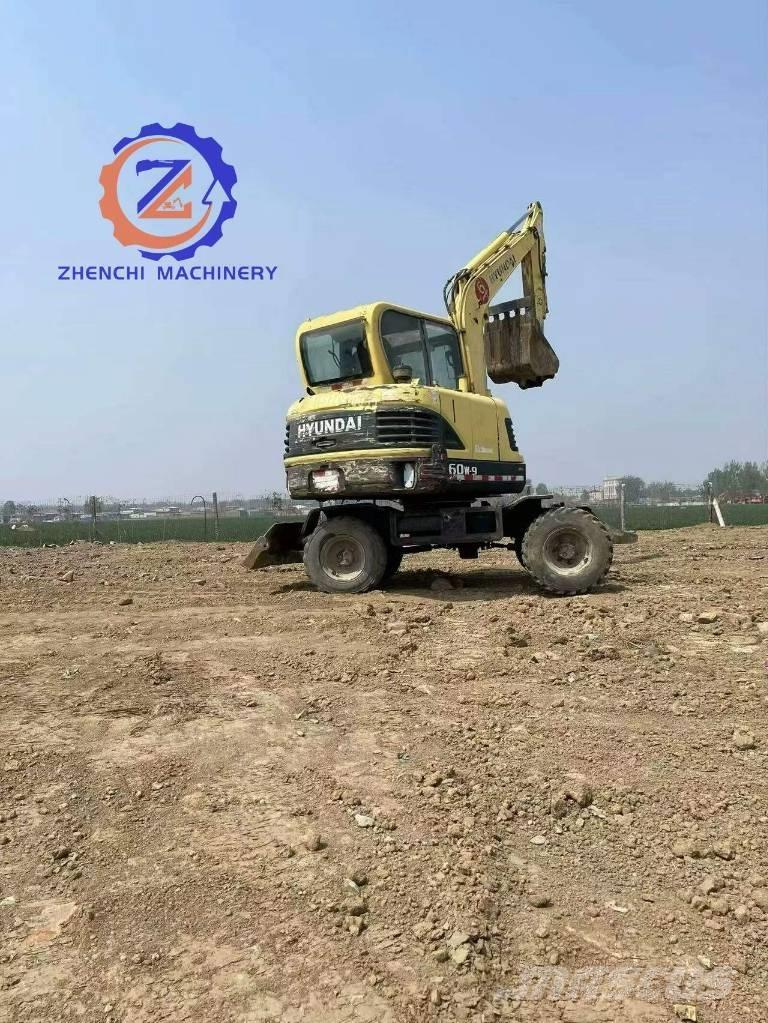 Hyundai 60 W Excavatoare cu roti