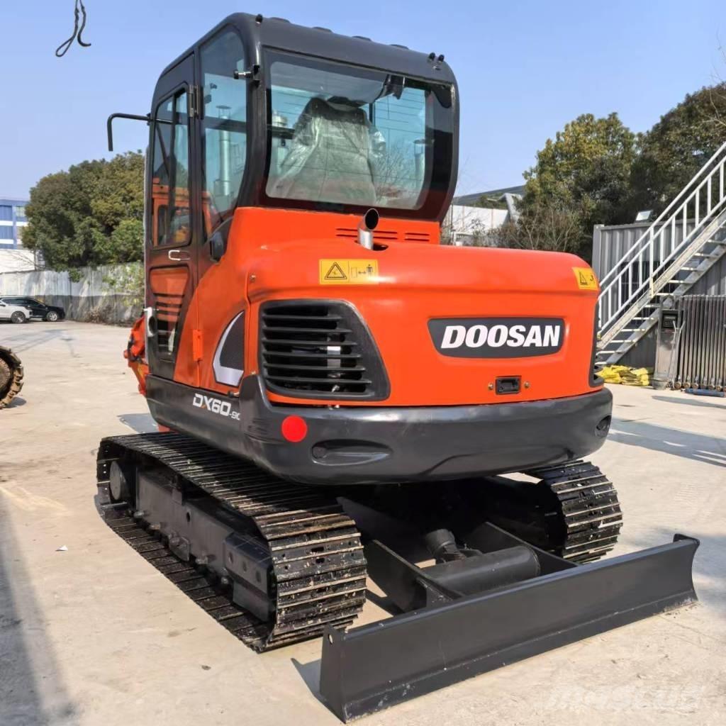 Doosan DX 60-9 C Excavatoare pe șenile
