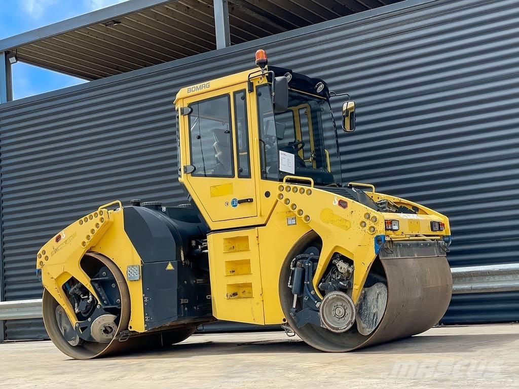 Bomag BW 154 AD-4 Cilindri compactori dubli