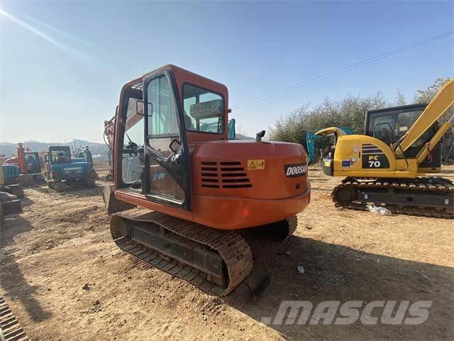 Doosan DH70-7 Excavatoare pe șenile
