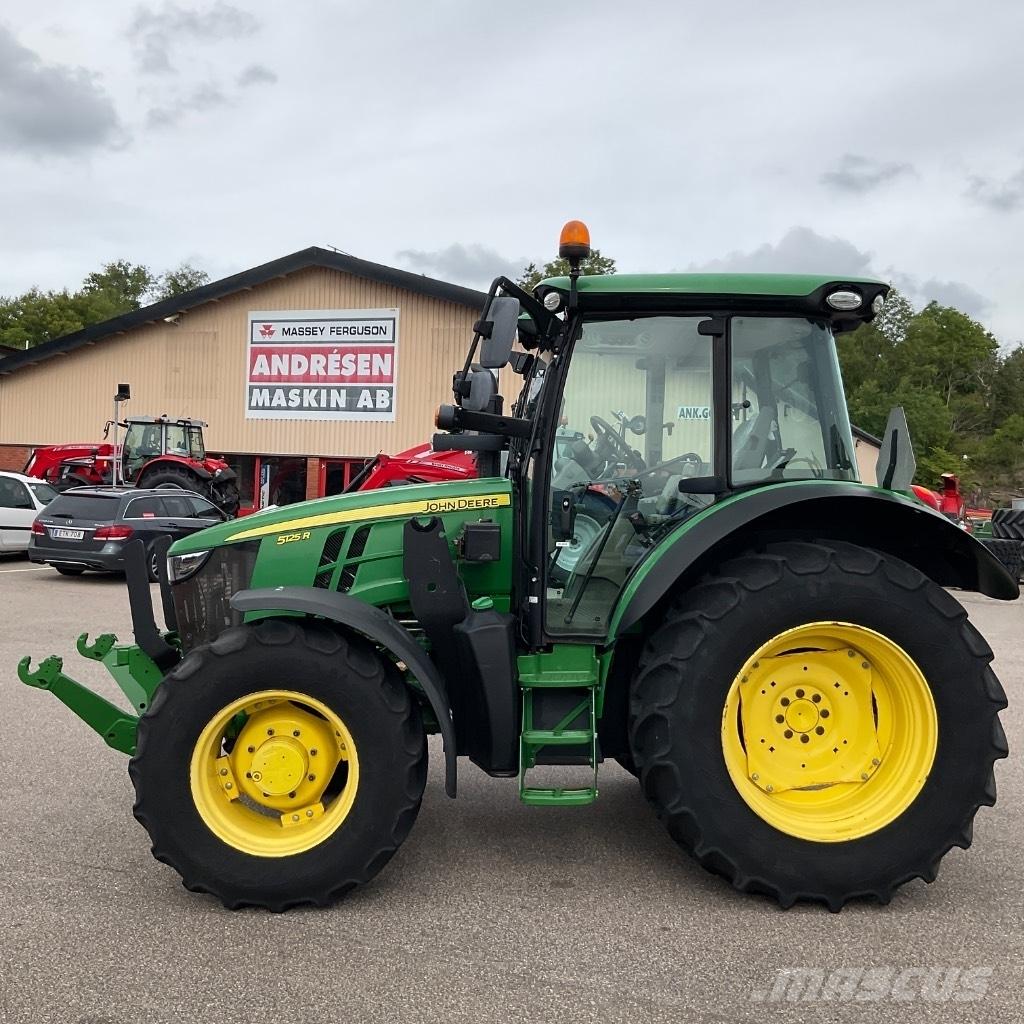 John Deere 5125R Tractoare