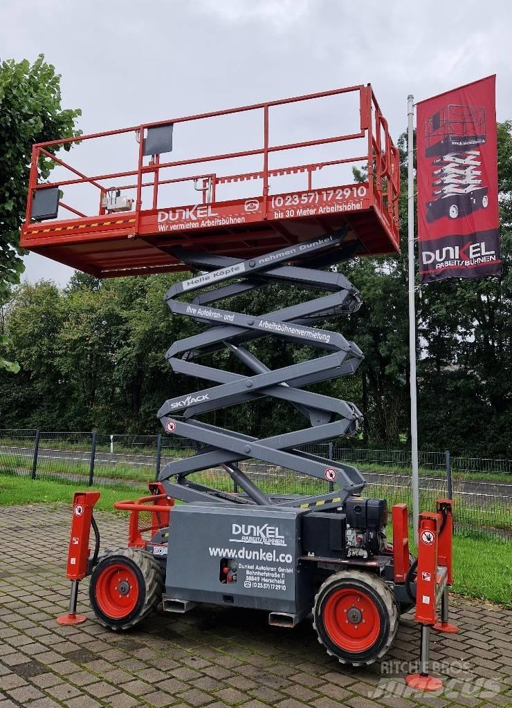 SkyJack SJ68832 RTE Platforme foarfeca