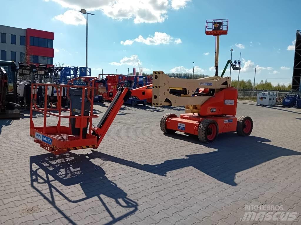 JLG E 450 AJ Nacele cu brat articulat