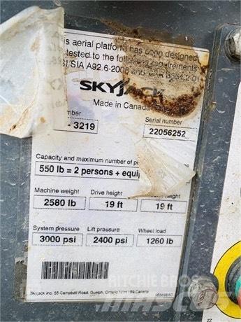 SkyJack SJ 3219 Platforme foarfeca