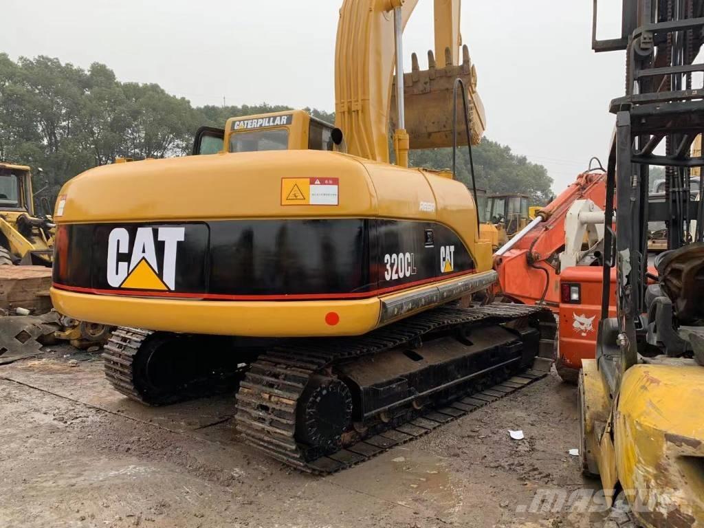 CAT 320C Excavatoare pe șenile
