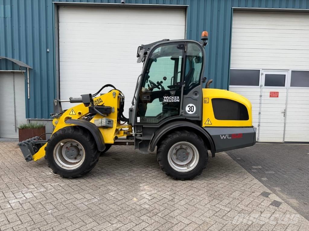 Wacker WL52 Incarcator pe pneuri
