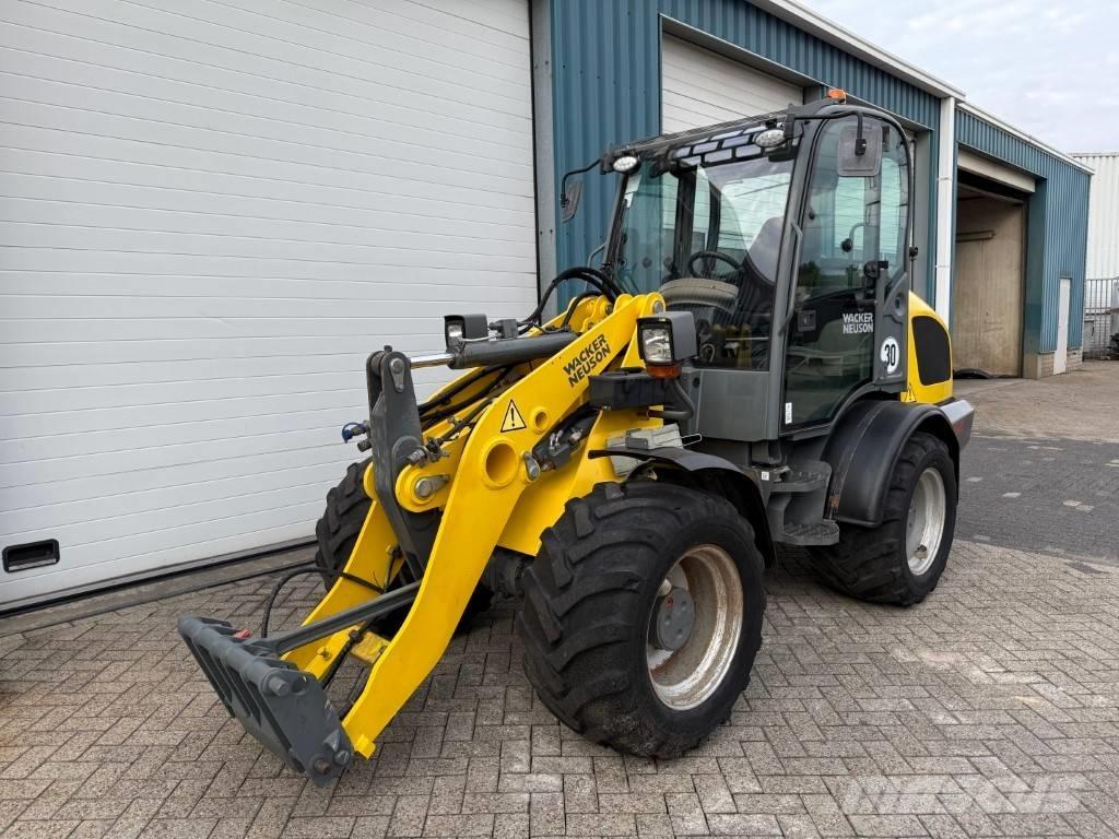Wacker WL52 Incarcator pe pneuri