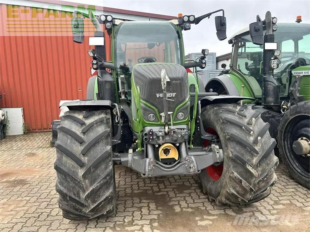 Fendt 724 vario Tractoare