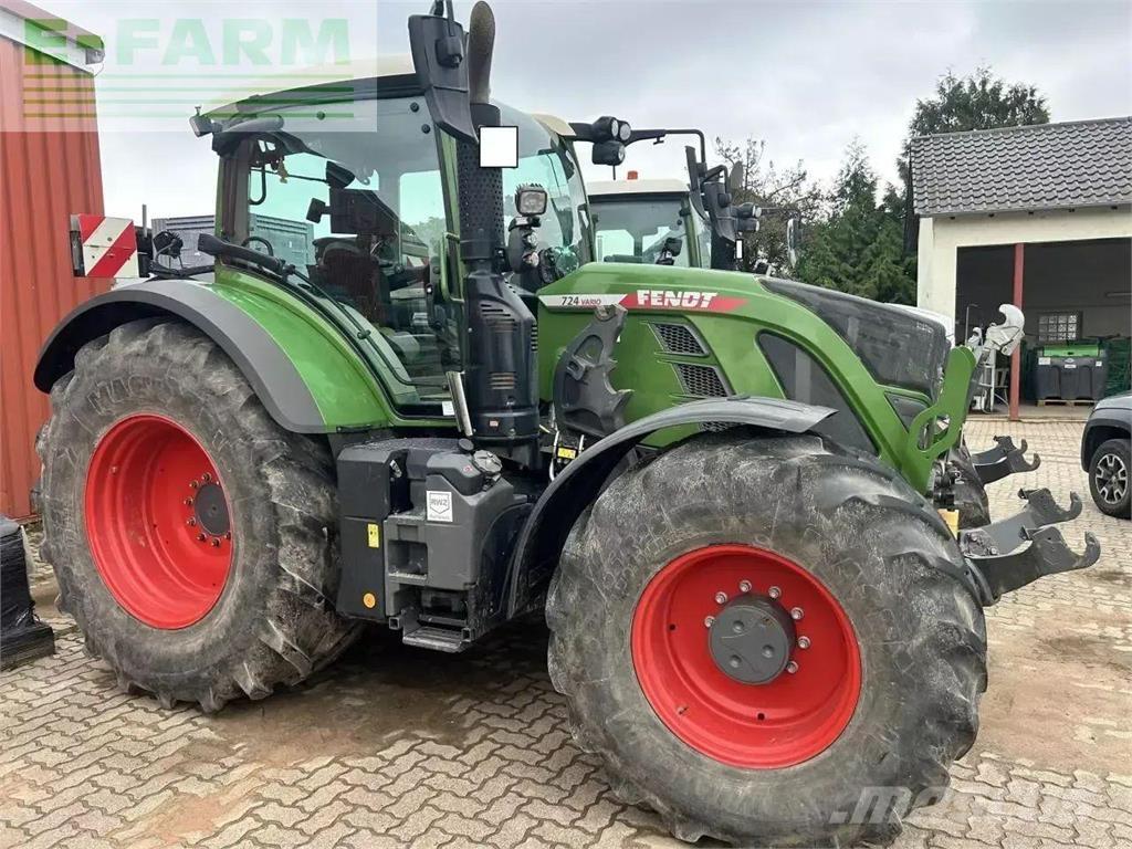 Fendt 724 vario Tractoare