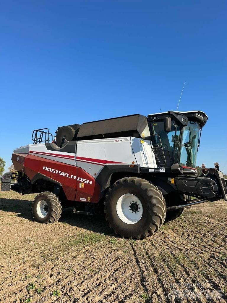 Rostselmash RSM 161 Combine de secerat