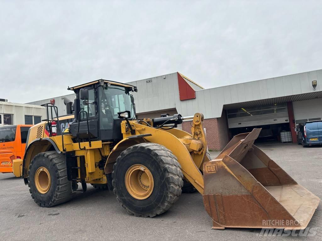 CAT 966 K Incarcator pe pneuri