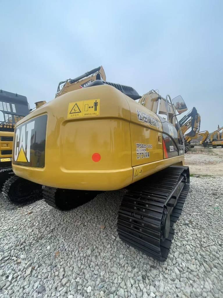 CAT 329 D Excavatoare pe șenile
