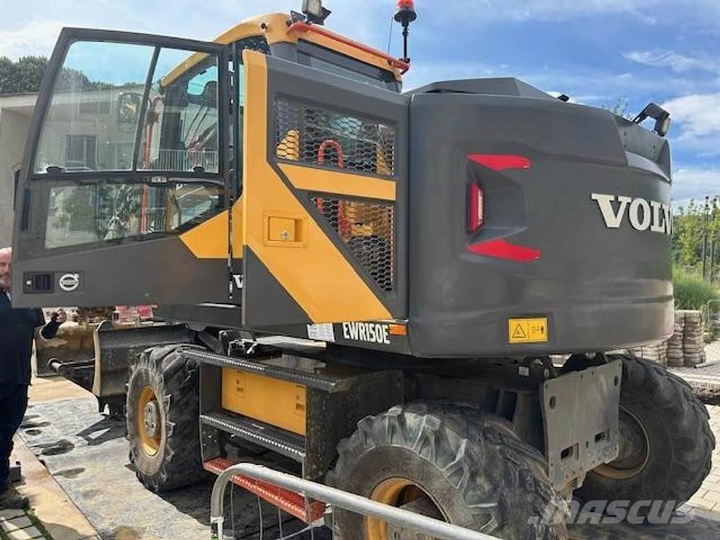 Volvo EWR150E Excavatoare speciale
