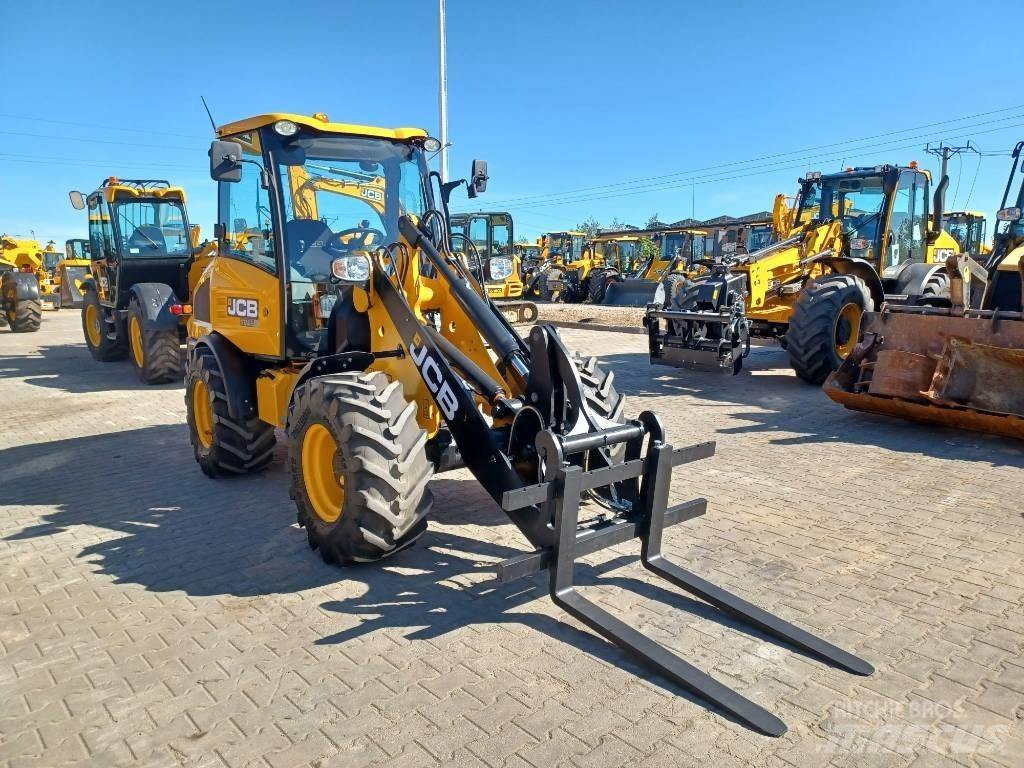 JCB 406 Incarcator pe pneuri