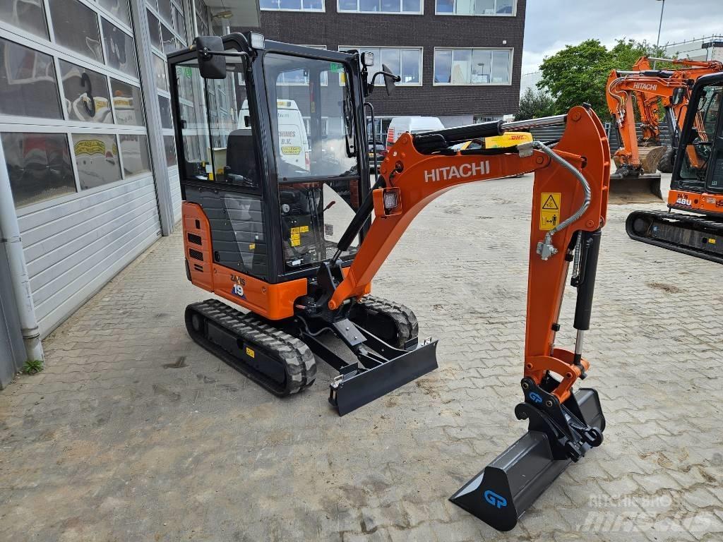 Hitachi ZX19-6 Mini excavatoare < 7t