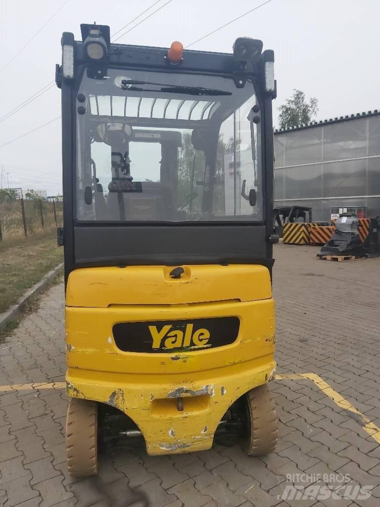 Yale ERP25VL Stivuitor electric