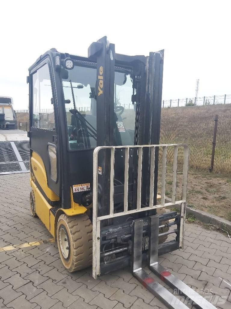 Yale ERP25VL Stivuitor electric