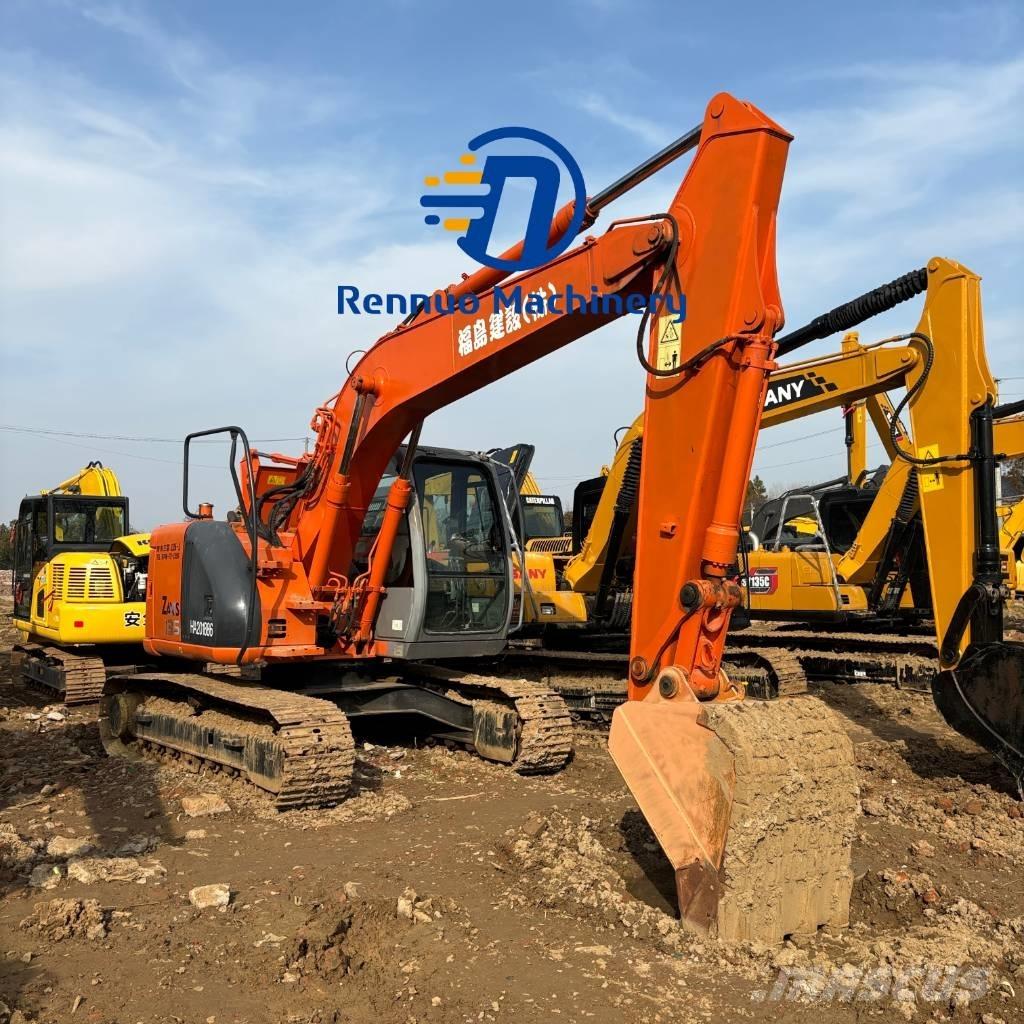 Hitachi ZX 135 US Excavatoare pe șenile
