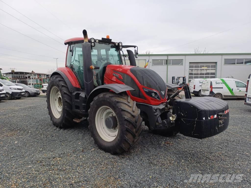 Valtra T 234 Tractoare