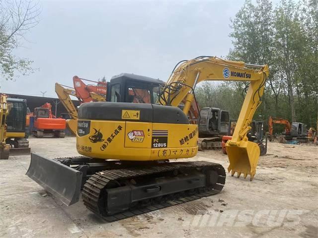 Komatsu PC128US Excavatoare pe șenile
