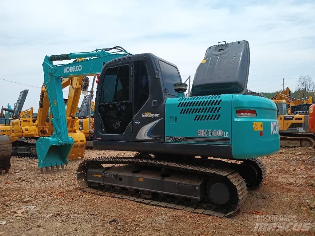 Kobelco SK 140 Excavatoare pe șenile
