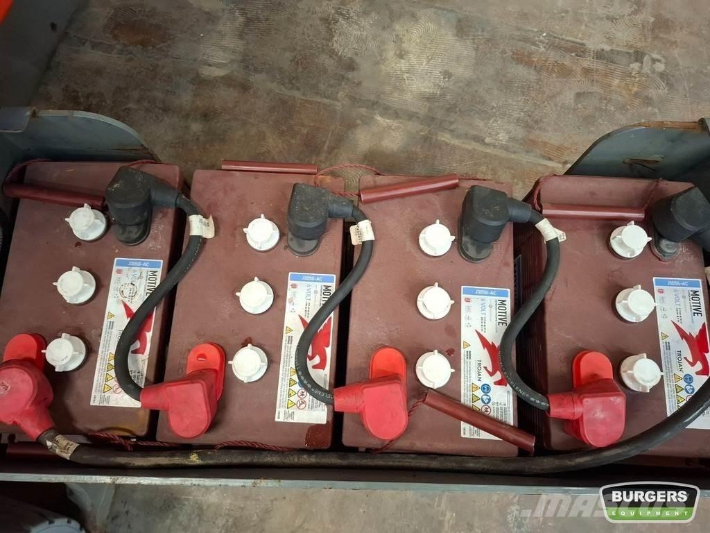 SkyJack SJ30 ARJE Nacele cu brat articulat