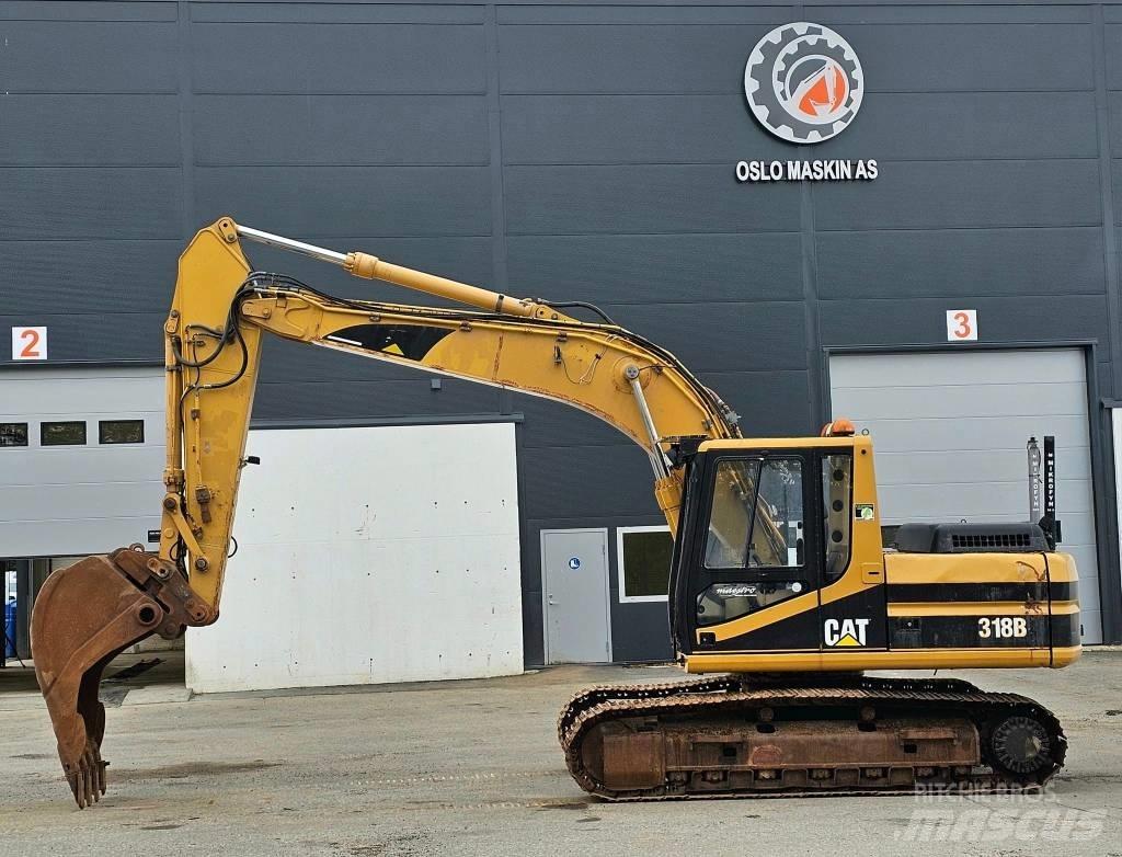 CAT 318 B L Excavatoare pe șenile

