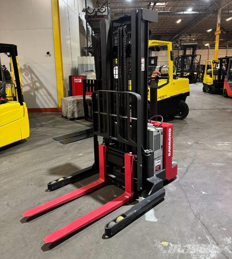 Raymond RSS40 Transpaleti autopropulsanti