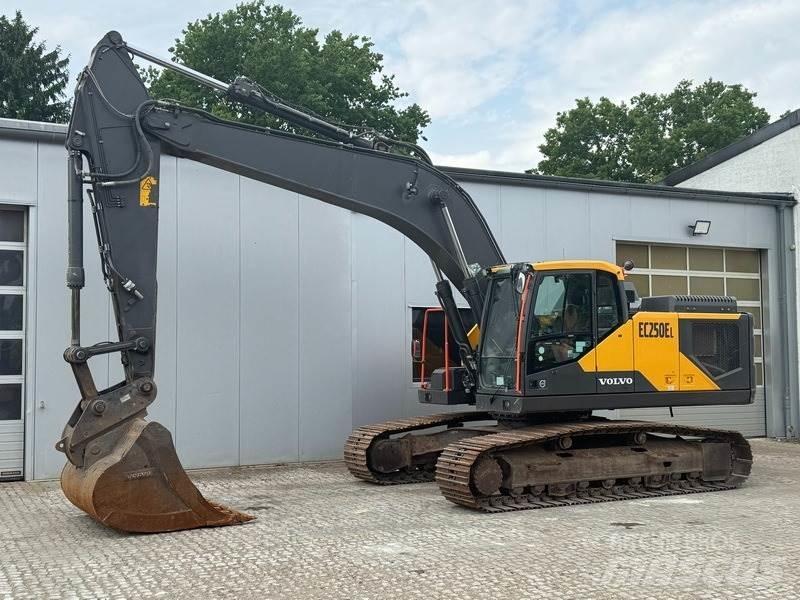 Volvo EC 250 EL Excavatoare pe șenile

