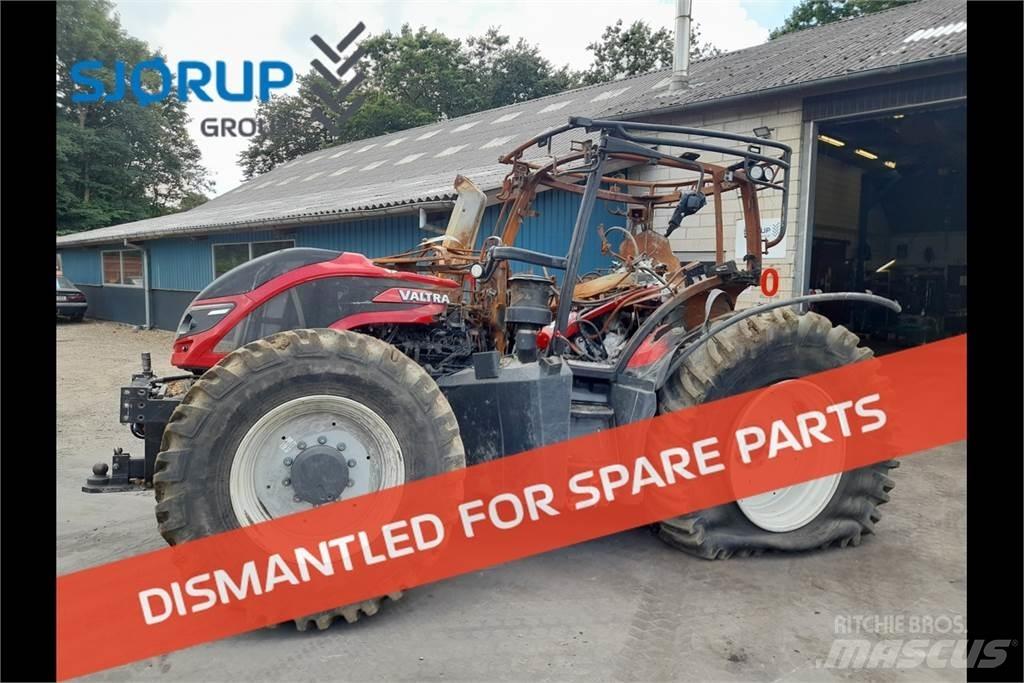 Valtra T254 Tractoare