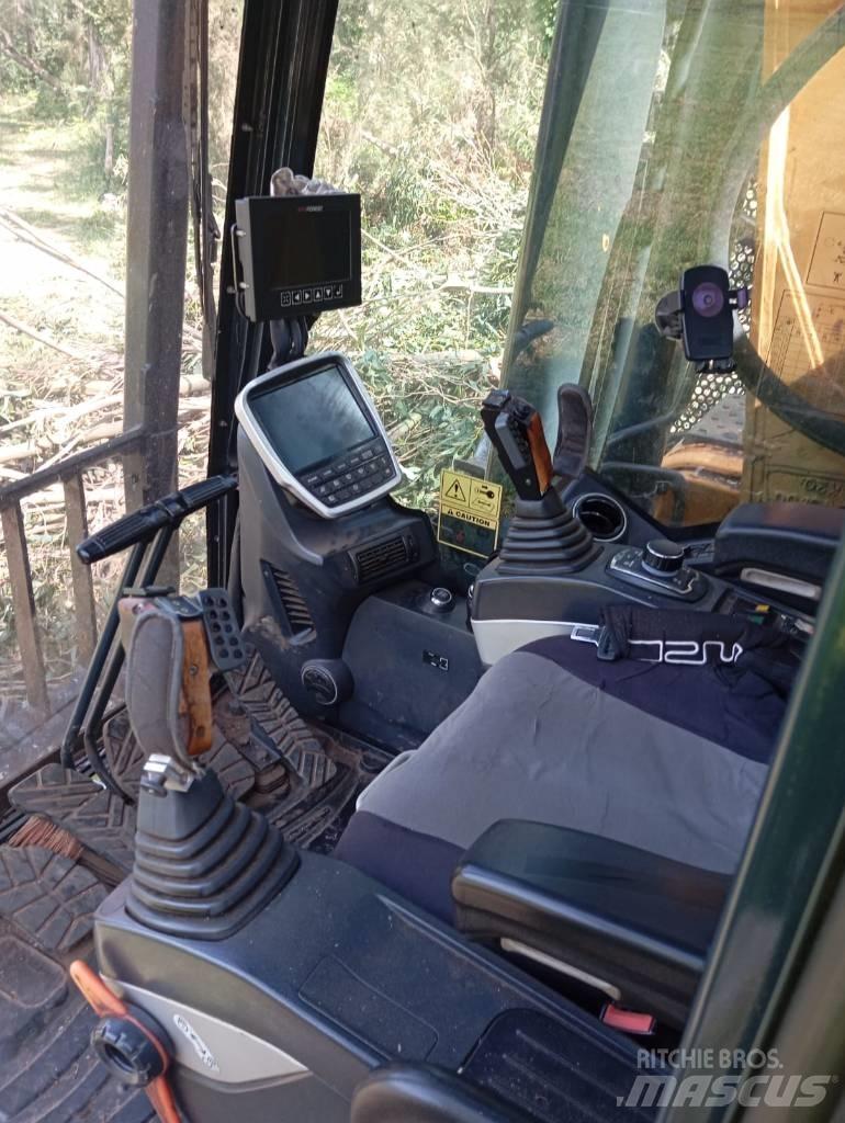 Hyundai 220 HXNLC Excavatoare