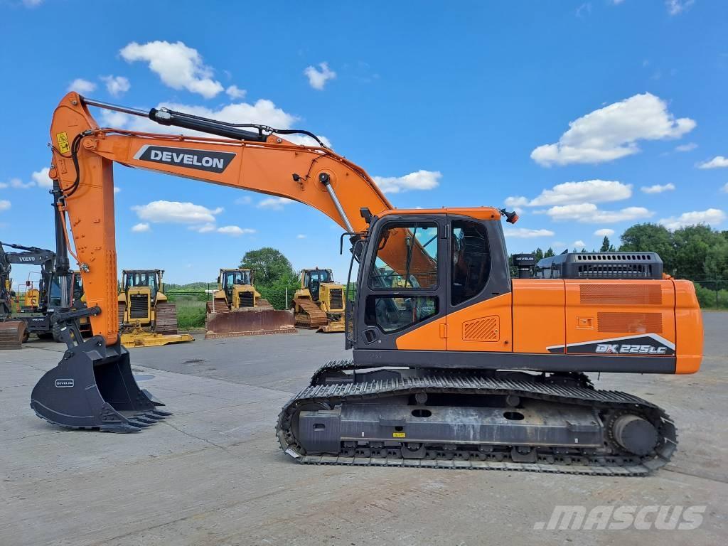 Develon DX225LC-7M Excavatoare pe șenile
