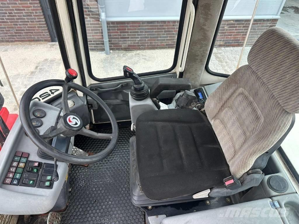 Schaeff SKL 823 Incarcator pe pneuri