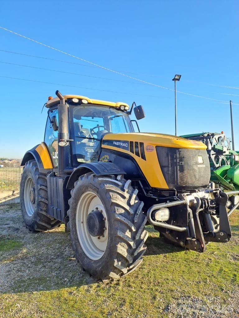 JCB Fastrac 8250 Tractoare