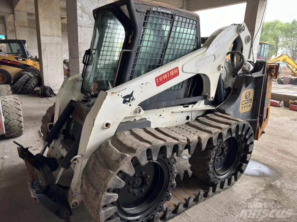 Bobcat S 330 Mini incarcator
