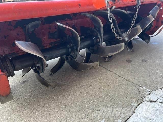 Boxer GF115 Grapa si pluguri rotative