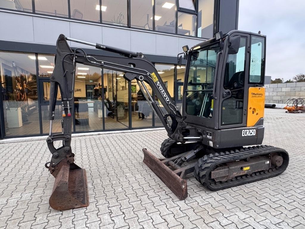 Volvo ECR 25 D Mini excavatoare < 7t
