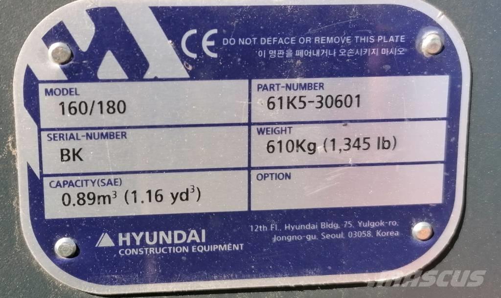 Hyundai 0.89m3_HX180 Pistoane